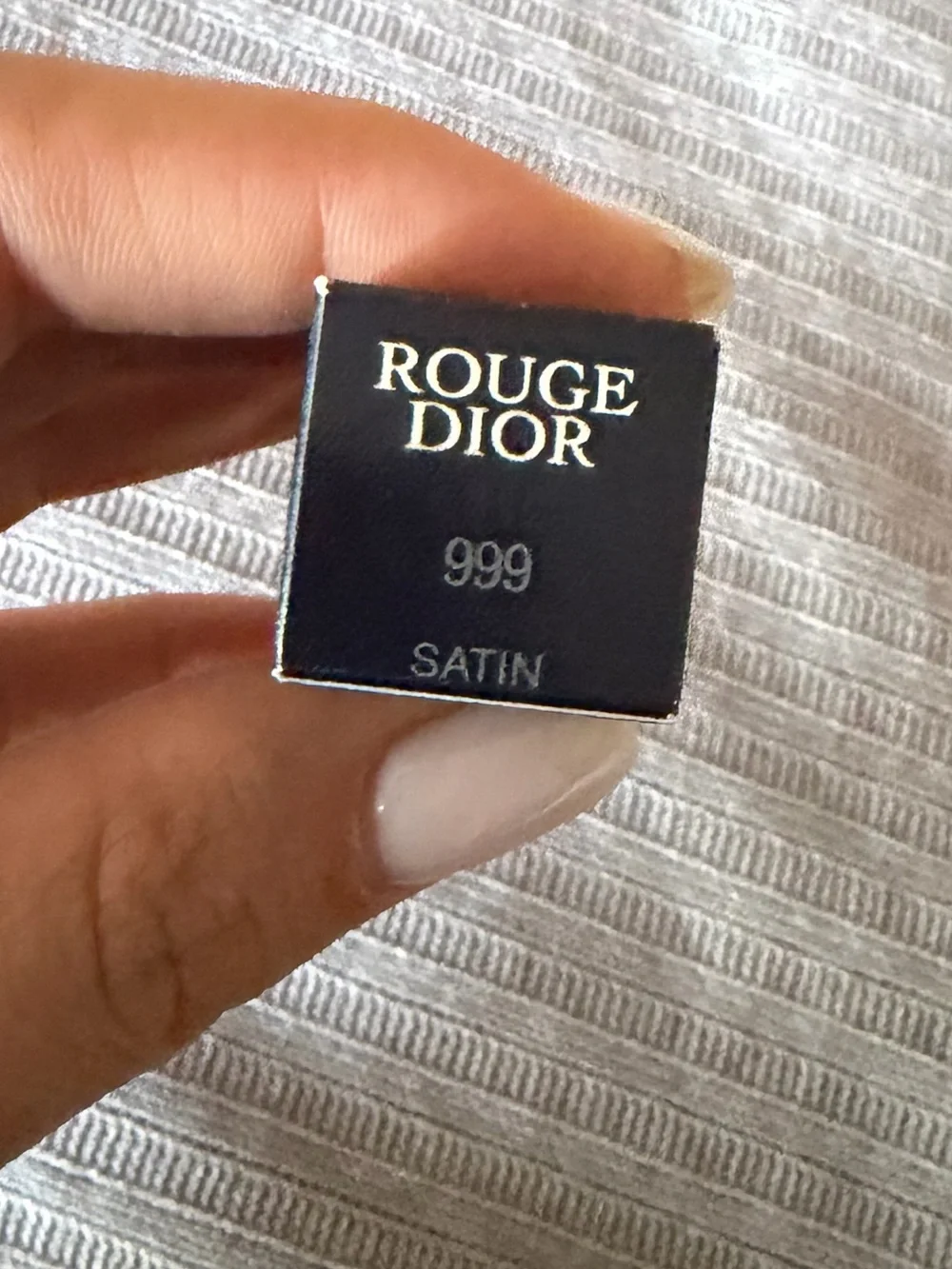 Dior Satin Red Lipstick - Vibrant Classic Shade mini new